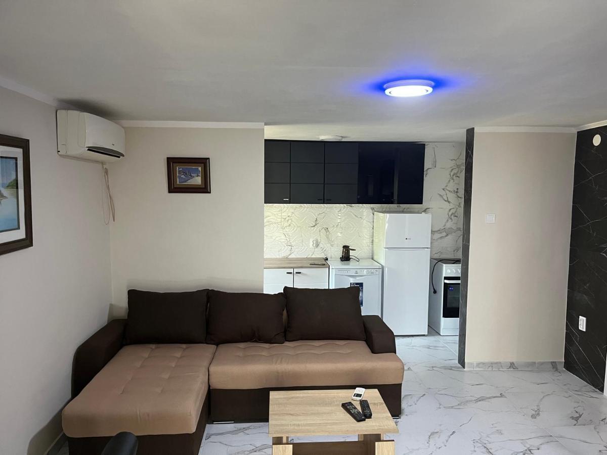 Appartamento Legatum I - Bay Sight Cattaro Esterno foto