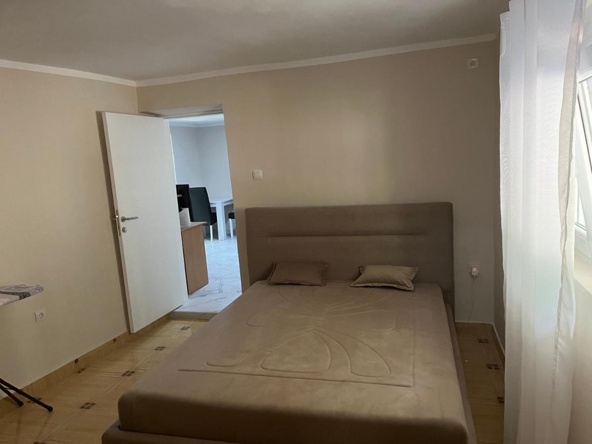 Appartamento Legatum I - Bay Sight Cattaro Esterno foto